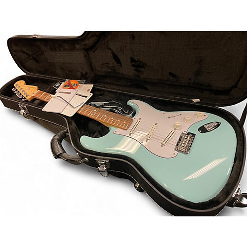 Used Fender Player II Stratocaster Aquatone Blue Solid Body Electric Guitar Aquatone Blue