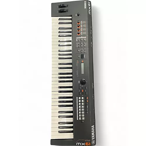 Used Yamaha MX61 61 Key Keyboard Workstation