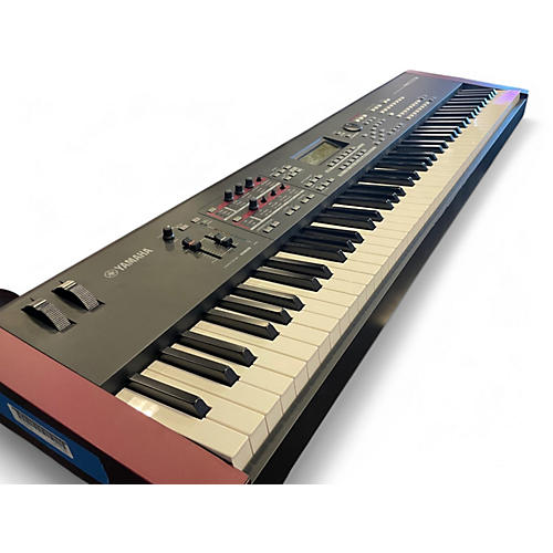 Used Yamaha MOFX8 88 Key Keyboard Workstation