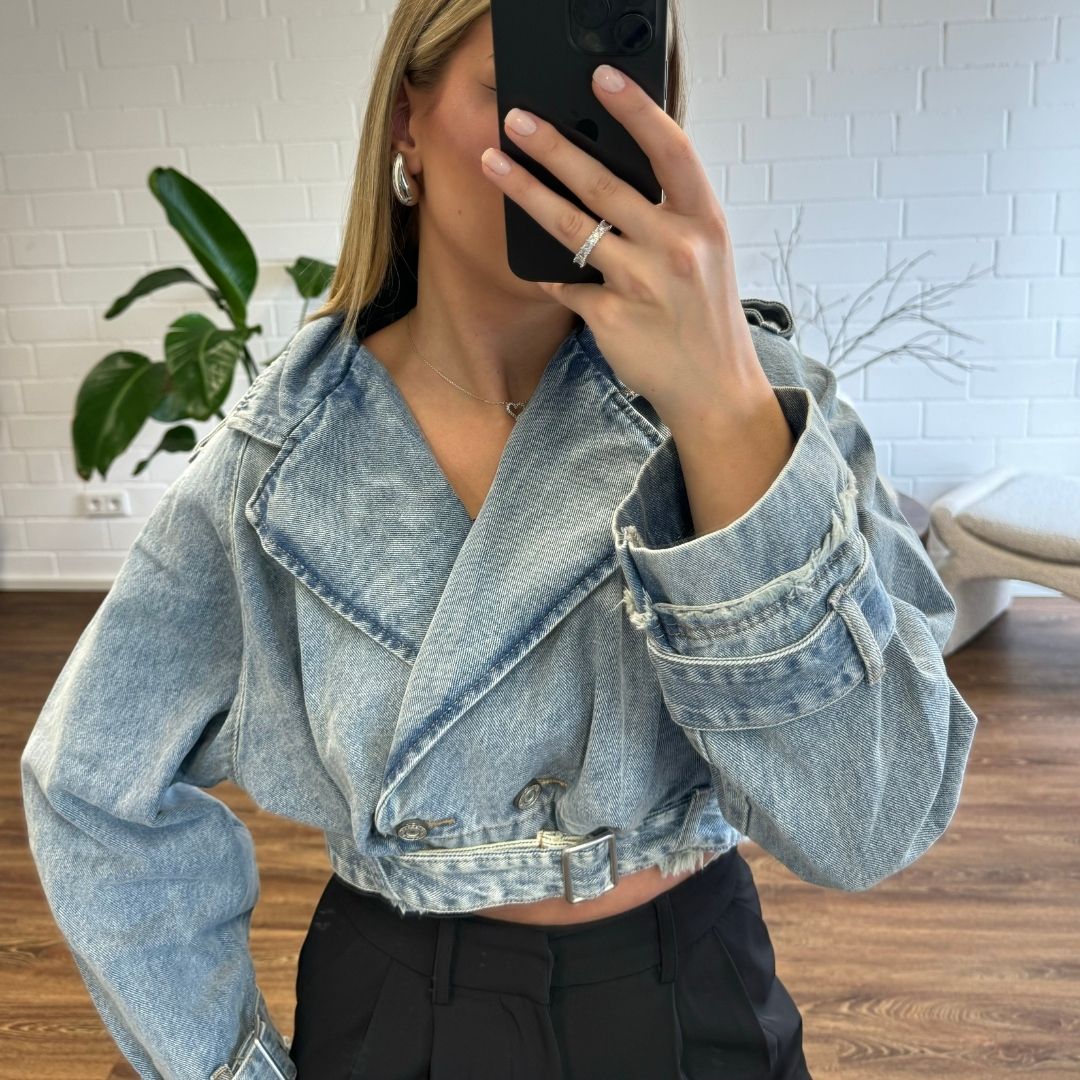 Jeansjacke im Crop-Schnitt
