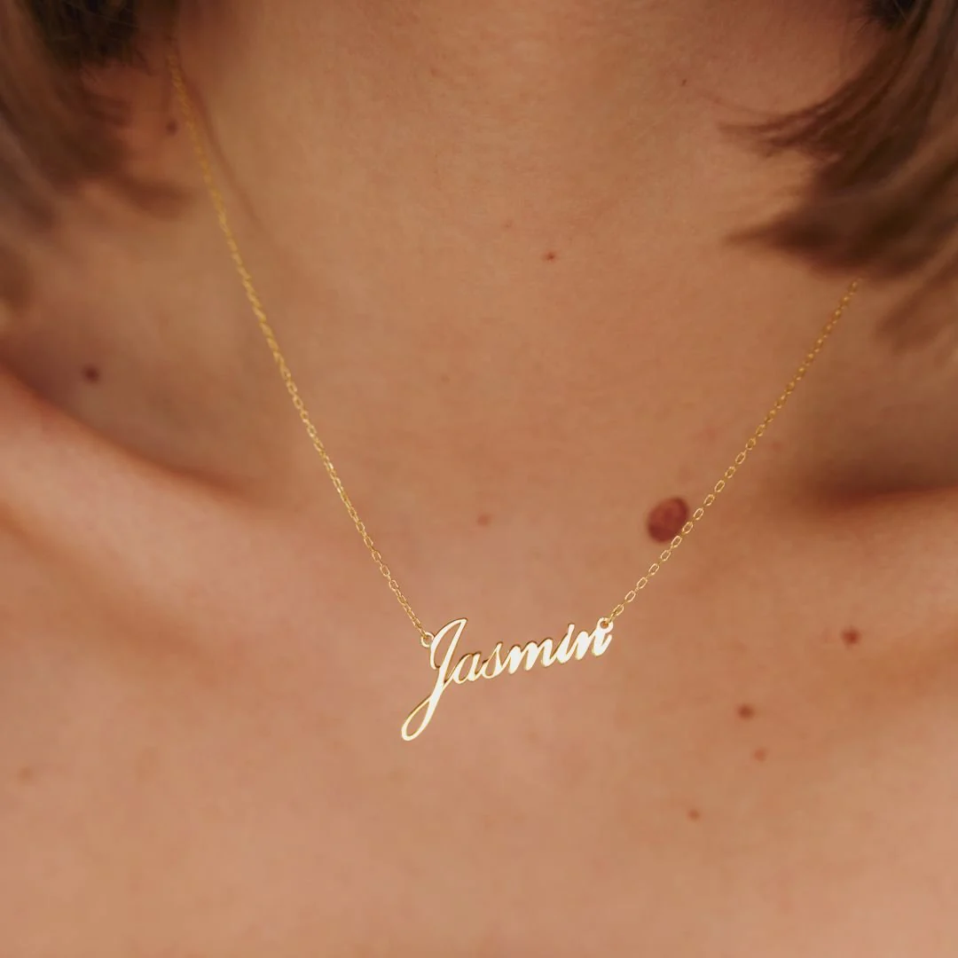 Filigrane Signatur Namenskette