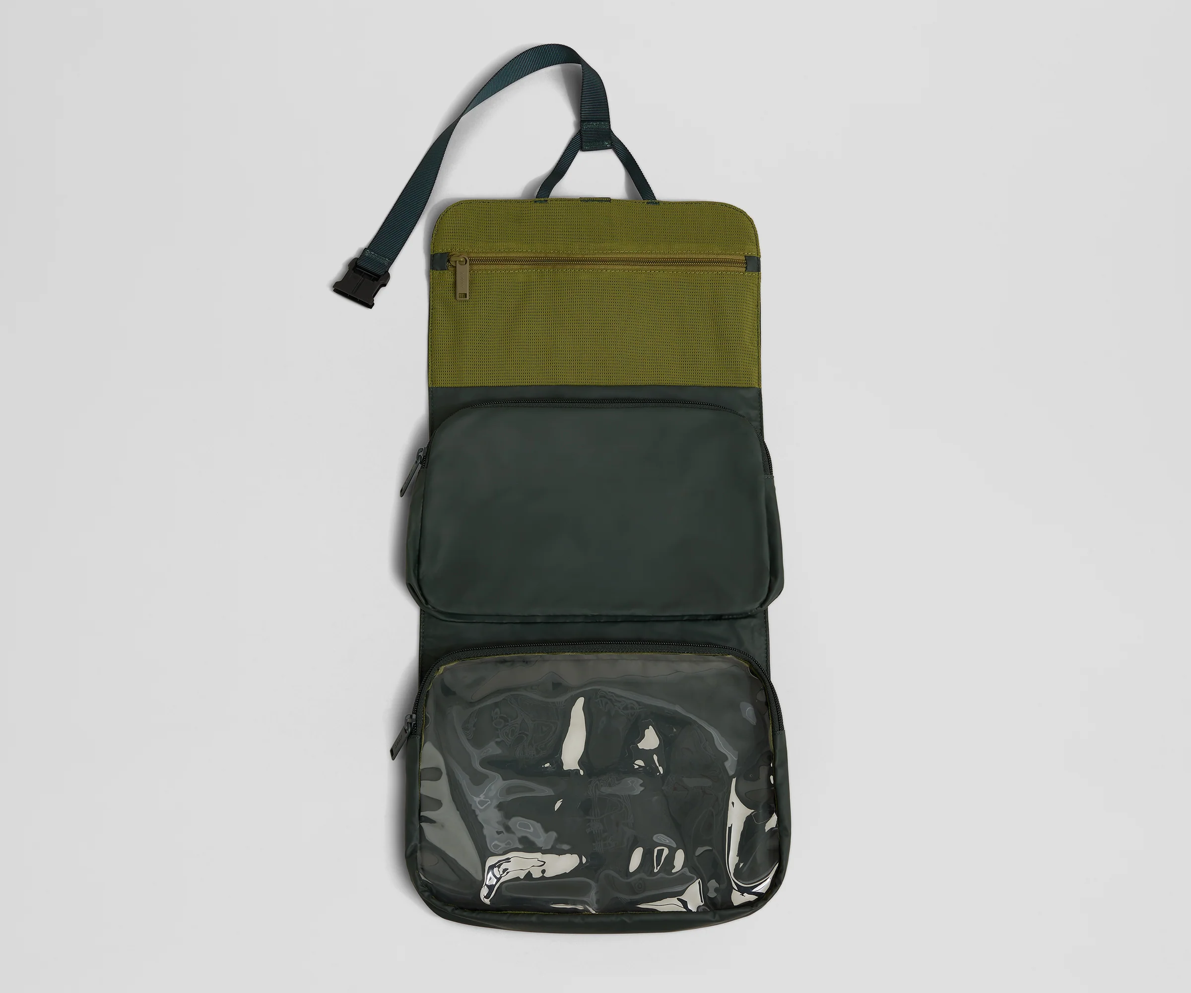 Active Hanging Toiletry Bag in Forest Green