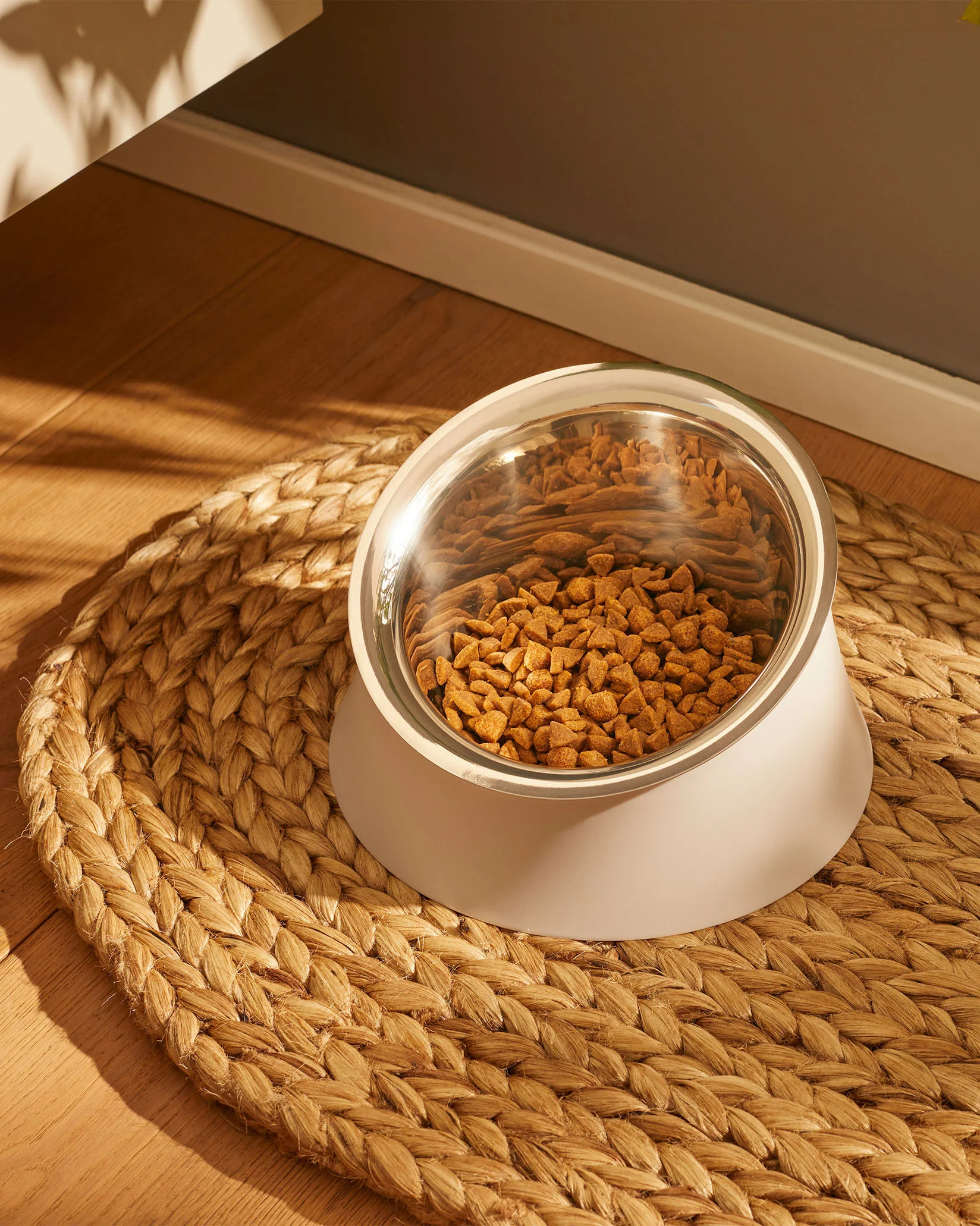 Alessi Wowl Dog bowl Design Michel Boucquillon