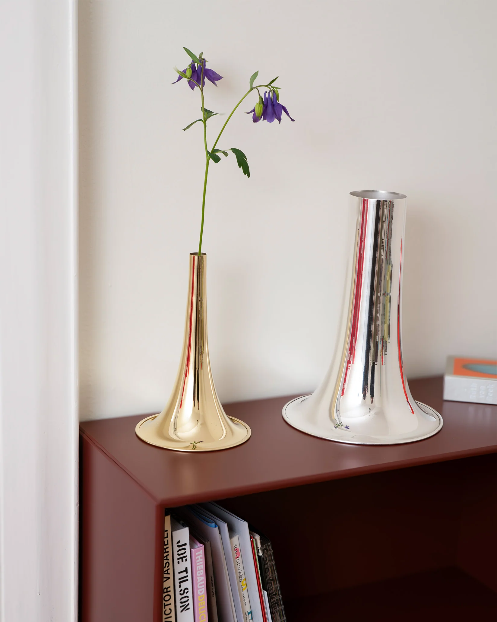Alessi Trumpet Flower vase Design Michael Anastassiades