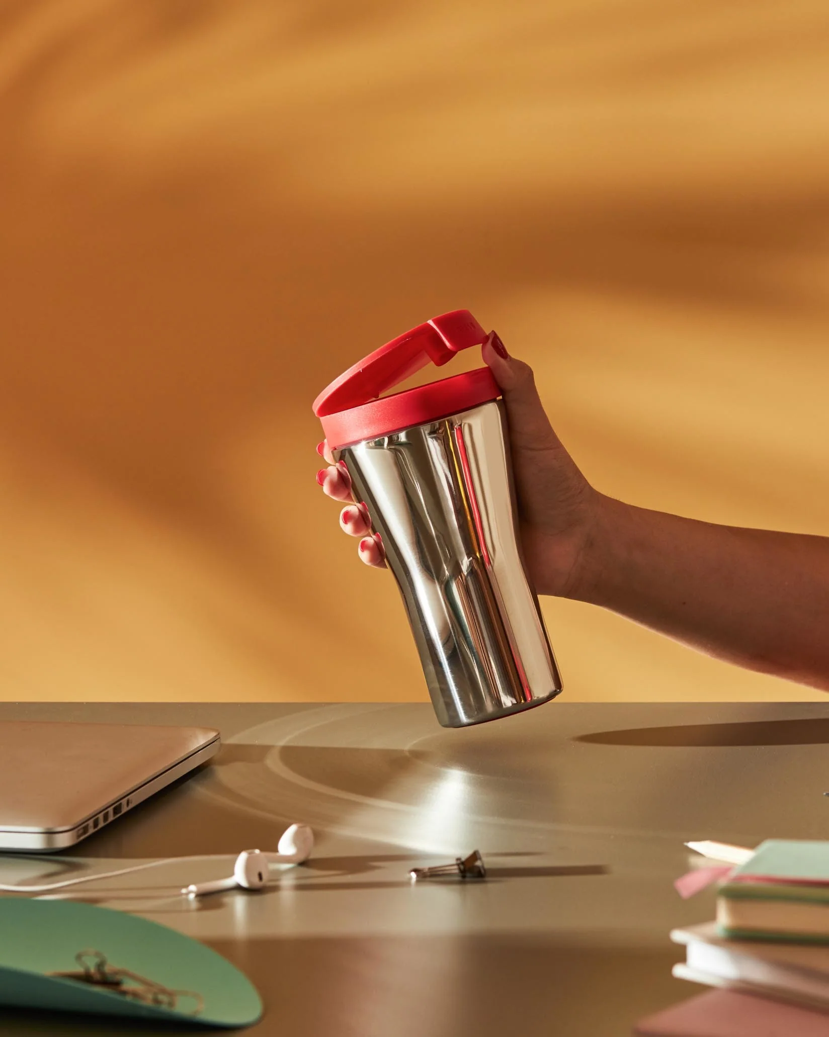 Alessi Caffa Travel mug Design Giulio Iacchetti