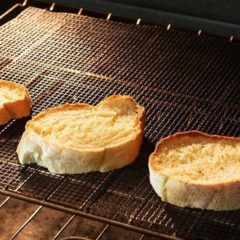 Hot Non-stick Barbecue Mesh Mat Reusable Heat Resistance BBQ Baking Net Pad Kitchen Cooking Smoker BBQ Mat Liner Accessorie