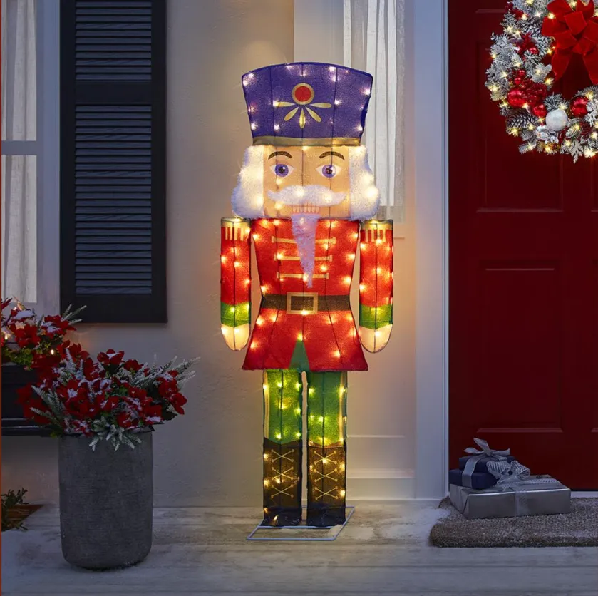 ⏰Christmas Clearance Sale⏰The Outdoor 5' Twinkling Nutcracker - Solar energy storage function