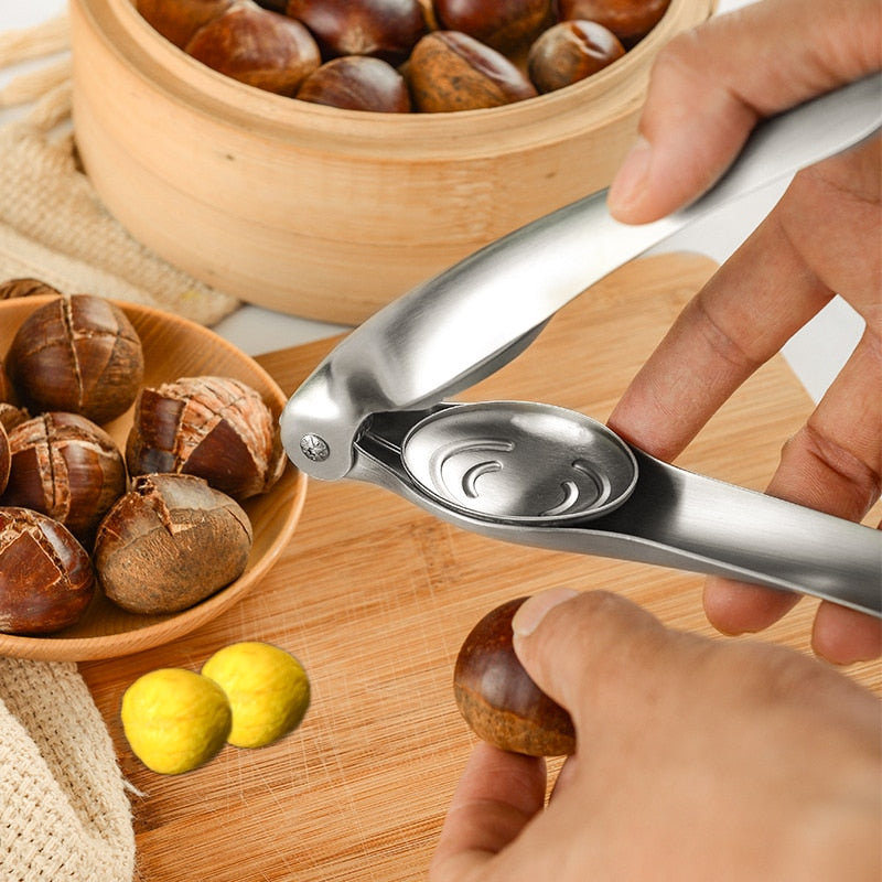 Nutcracker Chestnut Clip, 2 in 1 Stainless Steel Quick Nuts Cracker Kitchen Tools Chestnut Clip Walnut Pliers Metal Sheller Nut Opener Cutter Gadgets