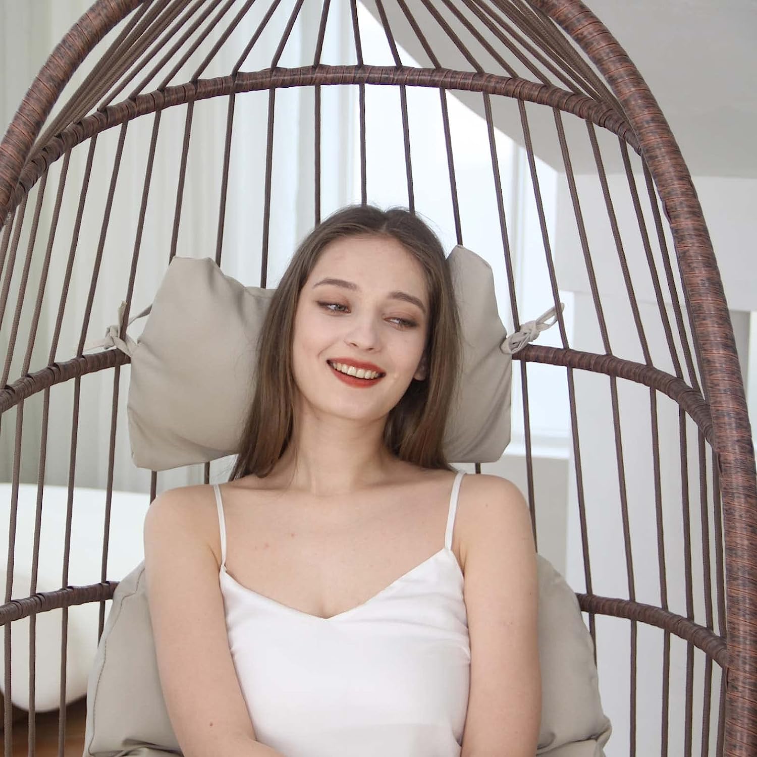 NICESOUL® Indoor Outdoor Patio Wicker Hanging Chair Swing Egg Basket Chairs with Stand UV Resistant Cushions 350lbs Capaticy for Patio Backyard Balcony Xmas Gift