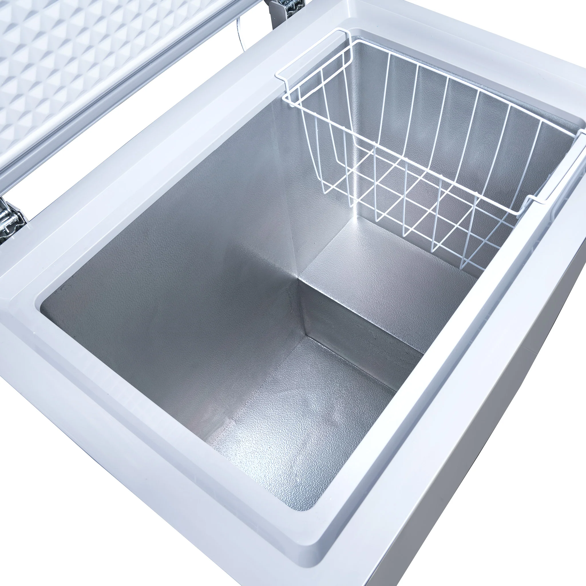 Congélateur coffre mini Newair®, 5 pi³ – Gris froid