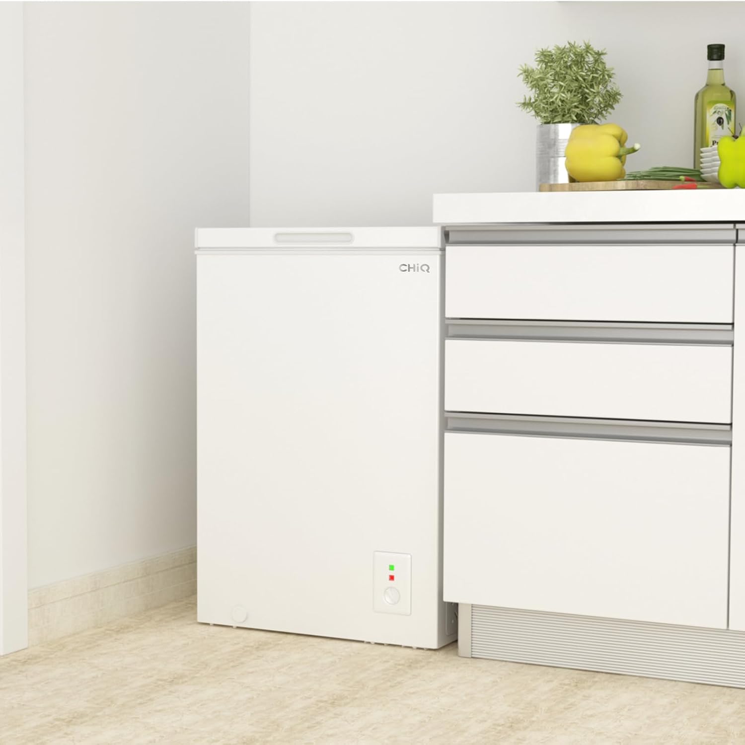 Congélateur coffre CHiQ 142L, 63,5 x 55,6 x 83,5cm, Congélateur Inverter, Affichage de la température extérieure, Mode de congélation rapide -32℃, Grille métallique,Faible bruit