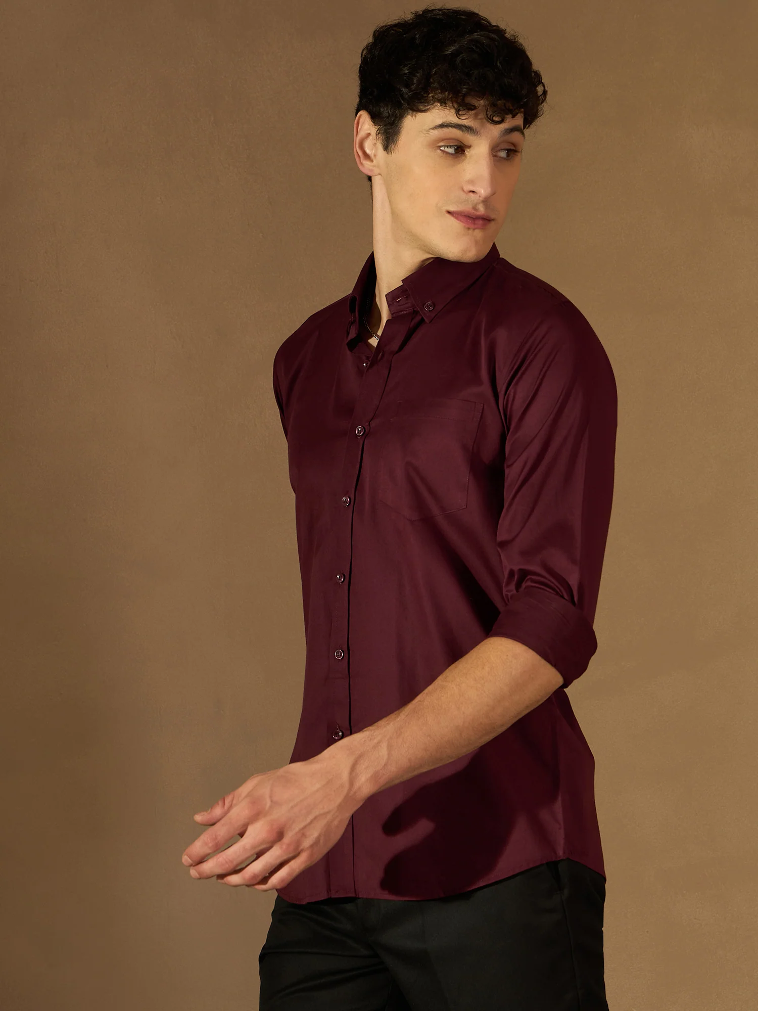 DENNISON Men Burgundy Twill Comfort Regular Fit Solid Formal Shirt
