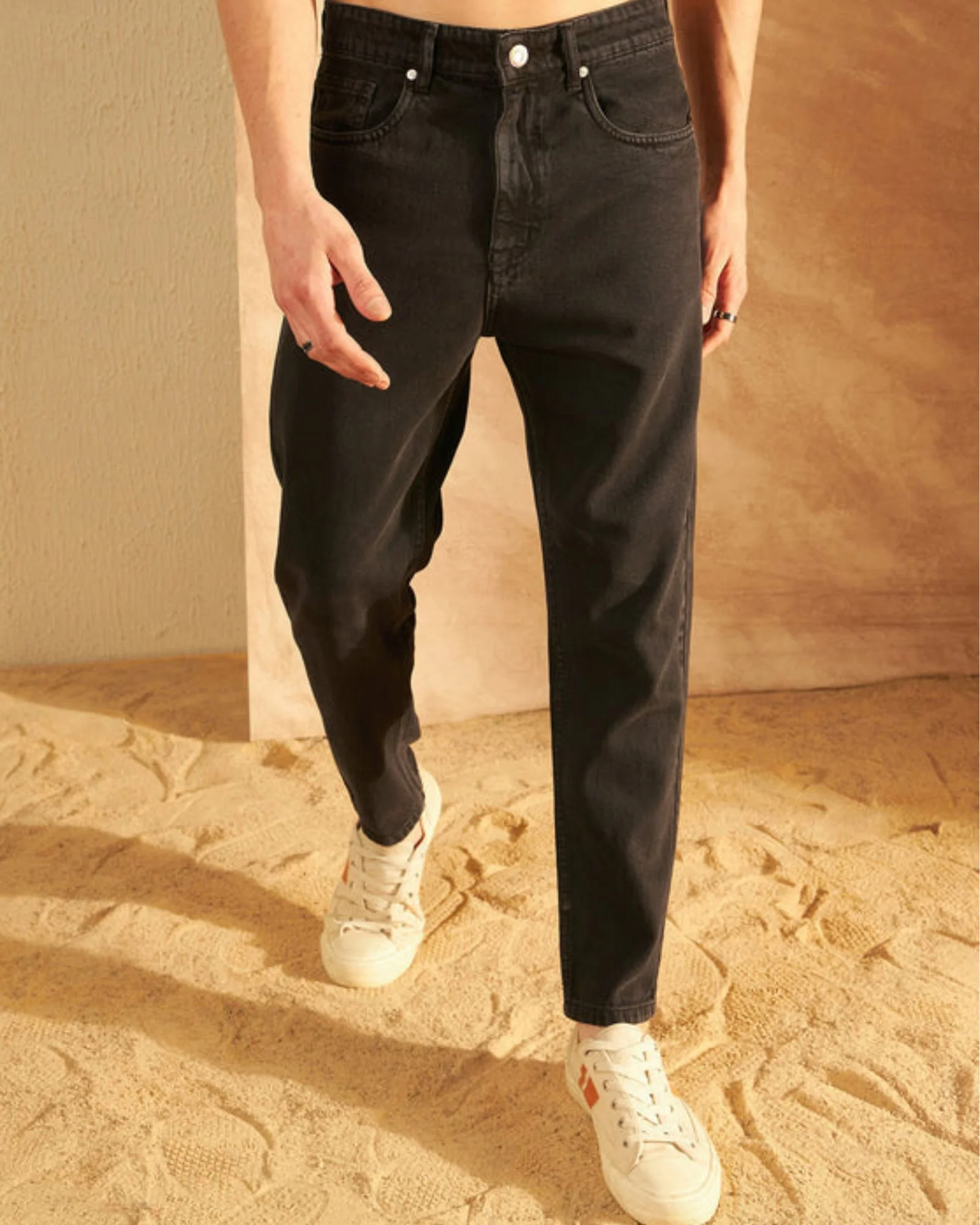 Charcoal: Mom Fit Jeans