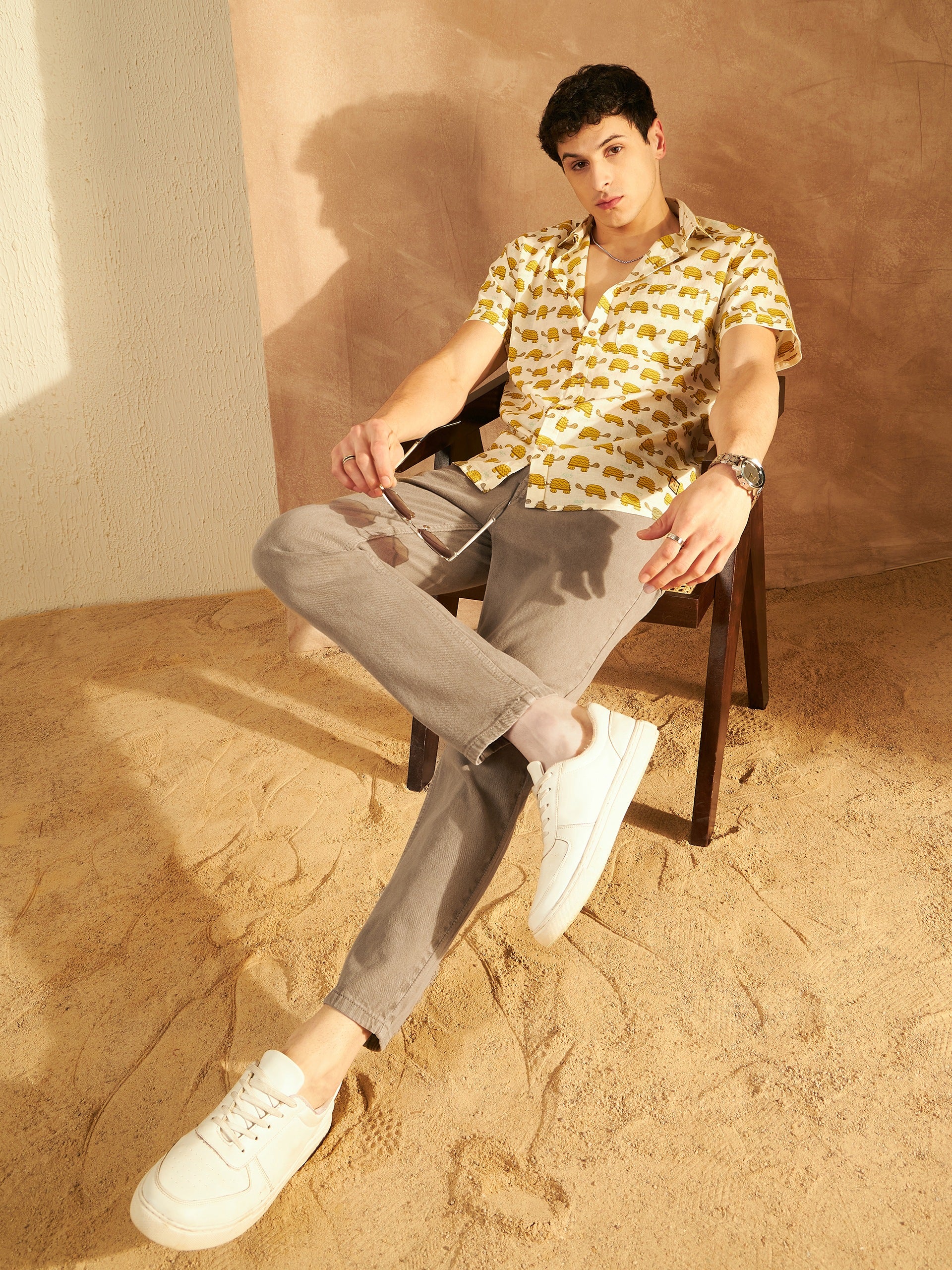 Brown: Mom Fit Jeans