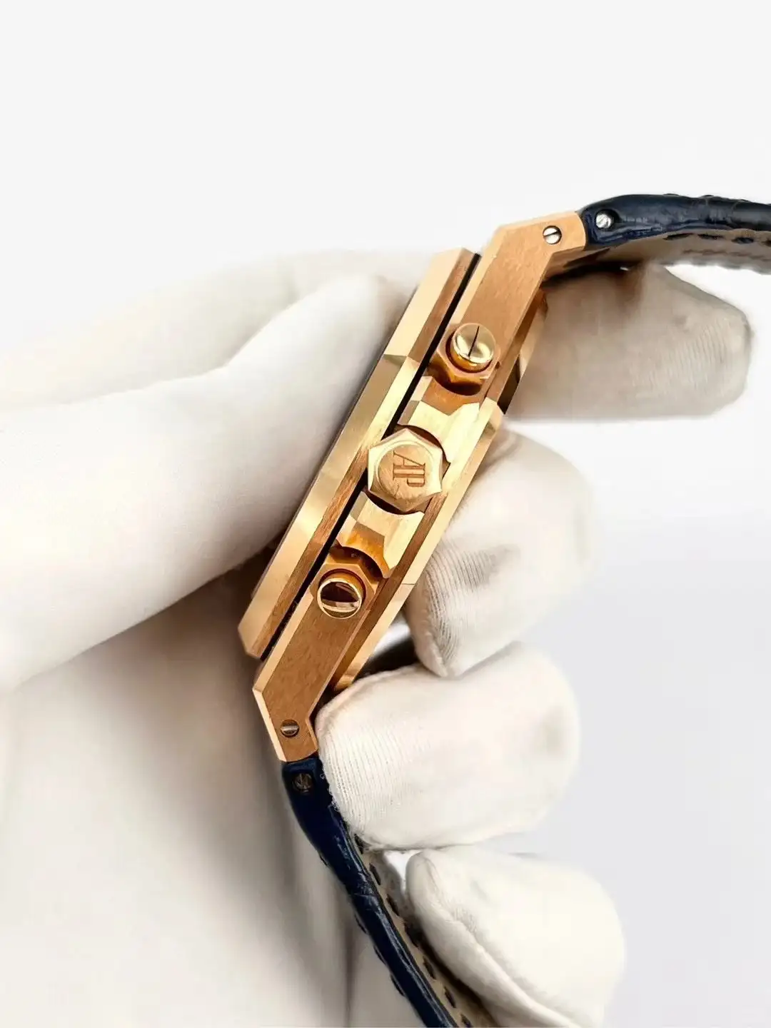 Audemars Piguet Royal Oak Selfwinding Chronograph Blue 26331OR.OO.D315CR.01