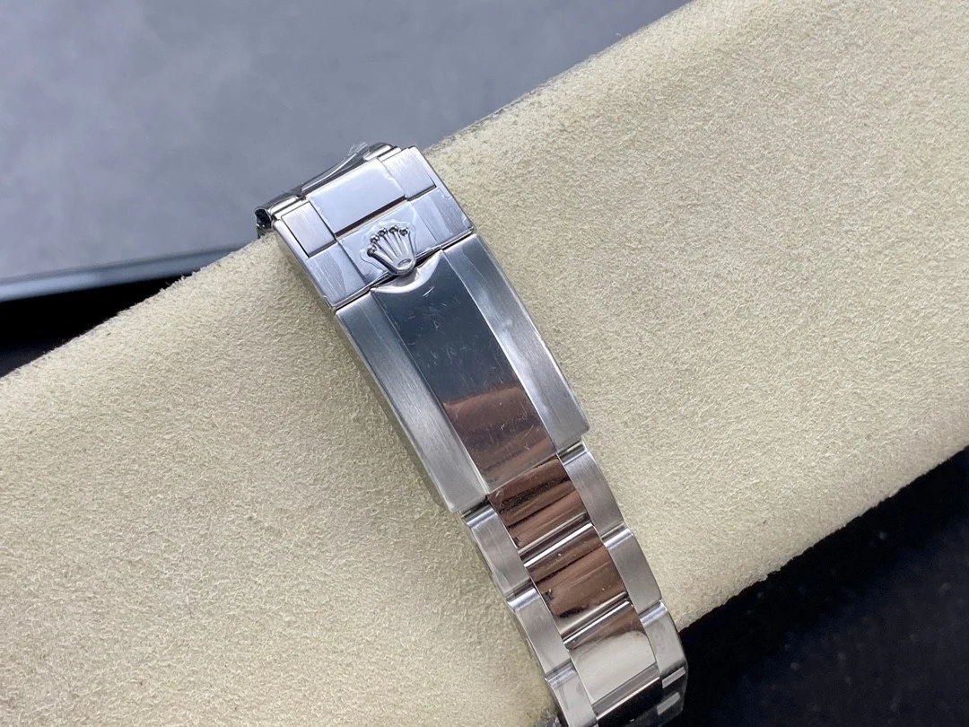 Superclone Rolex GMT-Master II 126710GRNR  Bruce Wayne  Oyster 2024