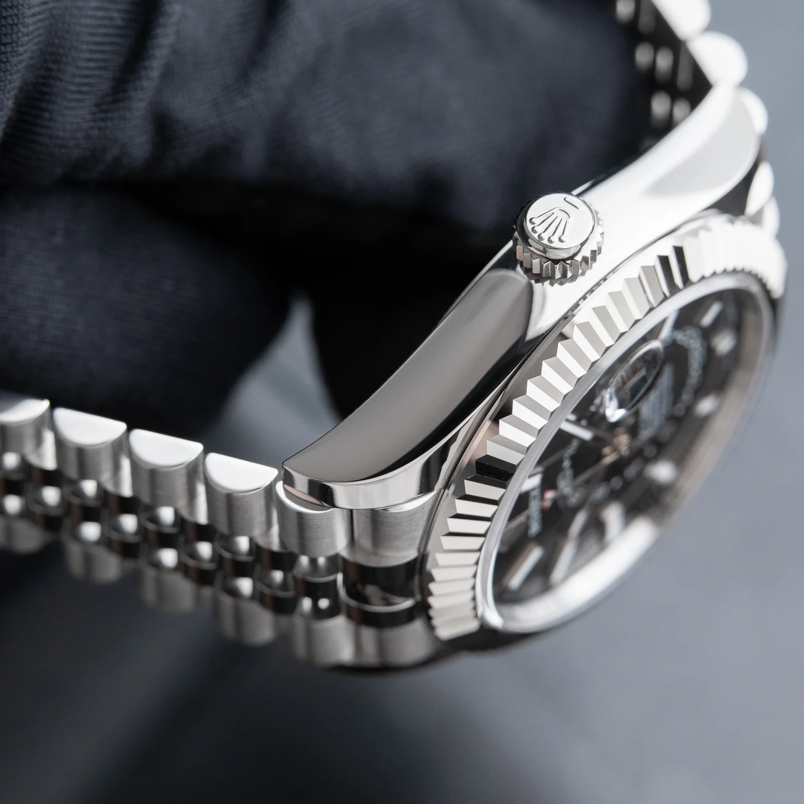 Superclone Rolex Sky-Dweller 42 mm Bright black Dial 336934 Jubilee