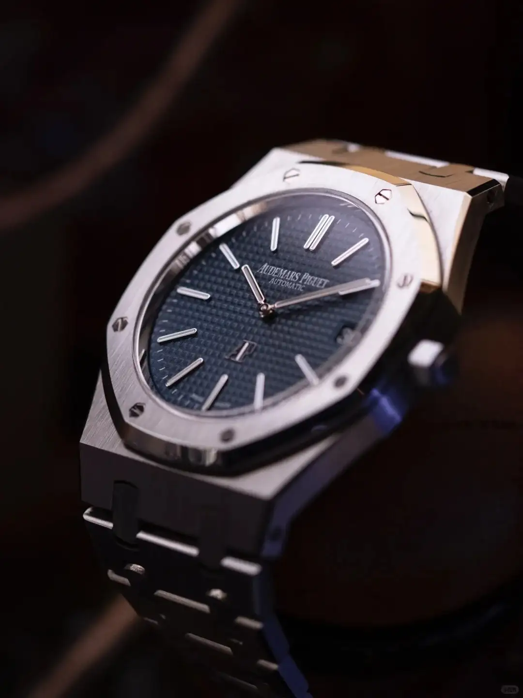 Audemars Piguet Royal Oak Jumbo Extra-Thin Blue 15202ST.OO.1240ST.01