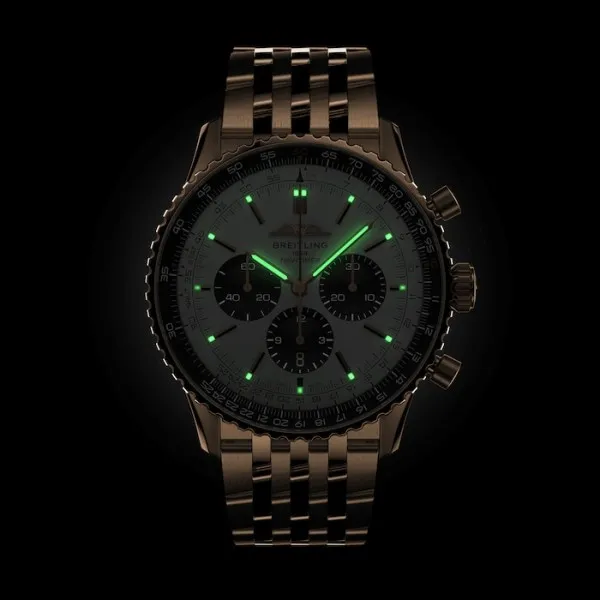 Breitling Navitimer Men Automatic Silver 18ct Rose Gold Watch RB0137241G1R1