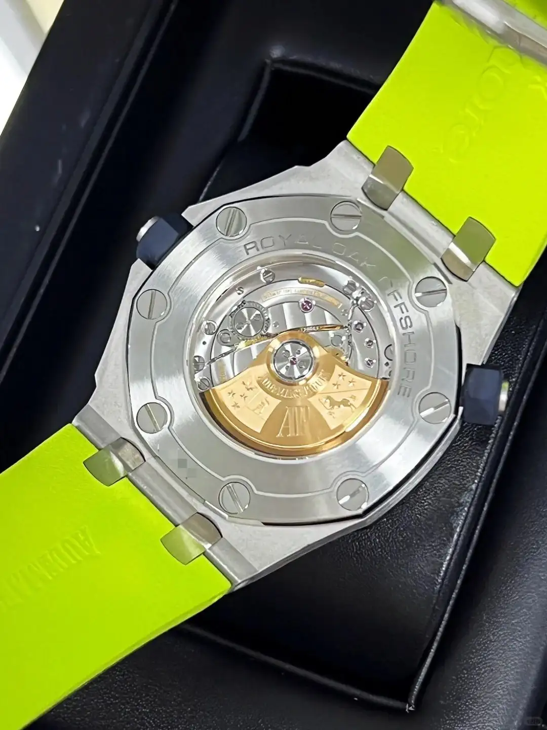 Audemars Piguet Royal Oak Offshore Diver Chronograph Green 26703ST.OO.A038CA.01