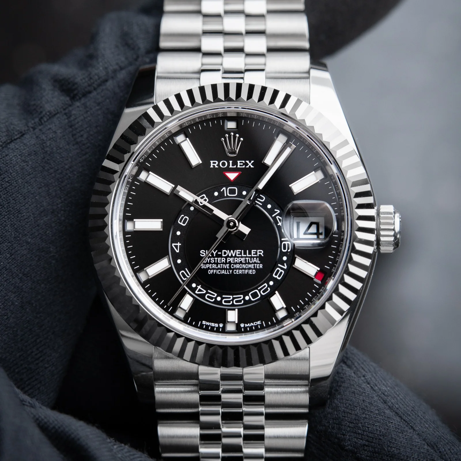 Superclone Rolex Sky-Dweller 42 mm Bright black Dial 336934 Jubilee