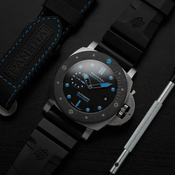 Panerai Submersible Men Automatic Black Rubber Watch PAM00799