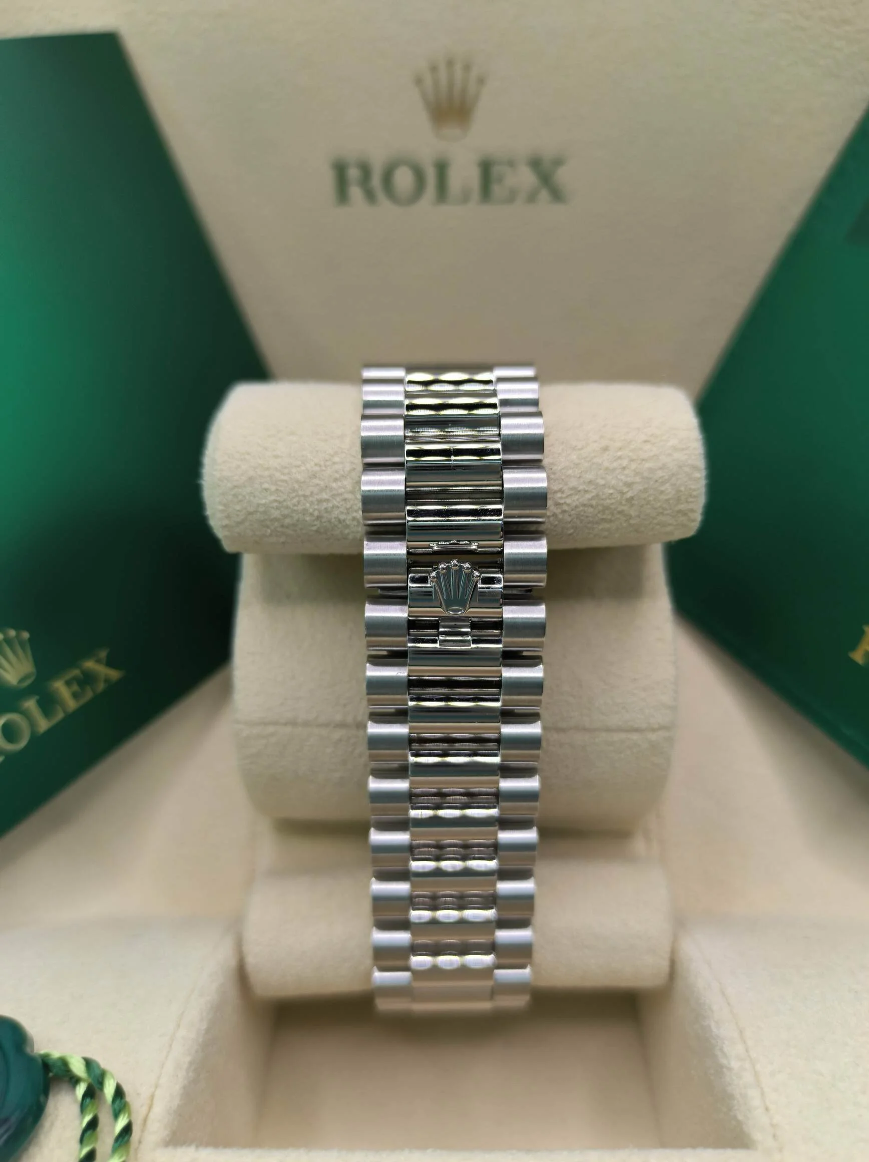 Superclone Rolex Day-Date 40 mm Ice blue Dial 228236