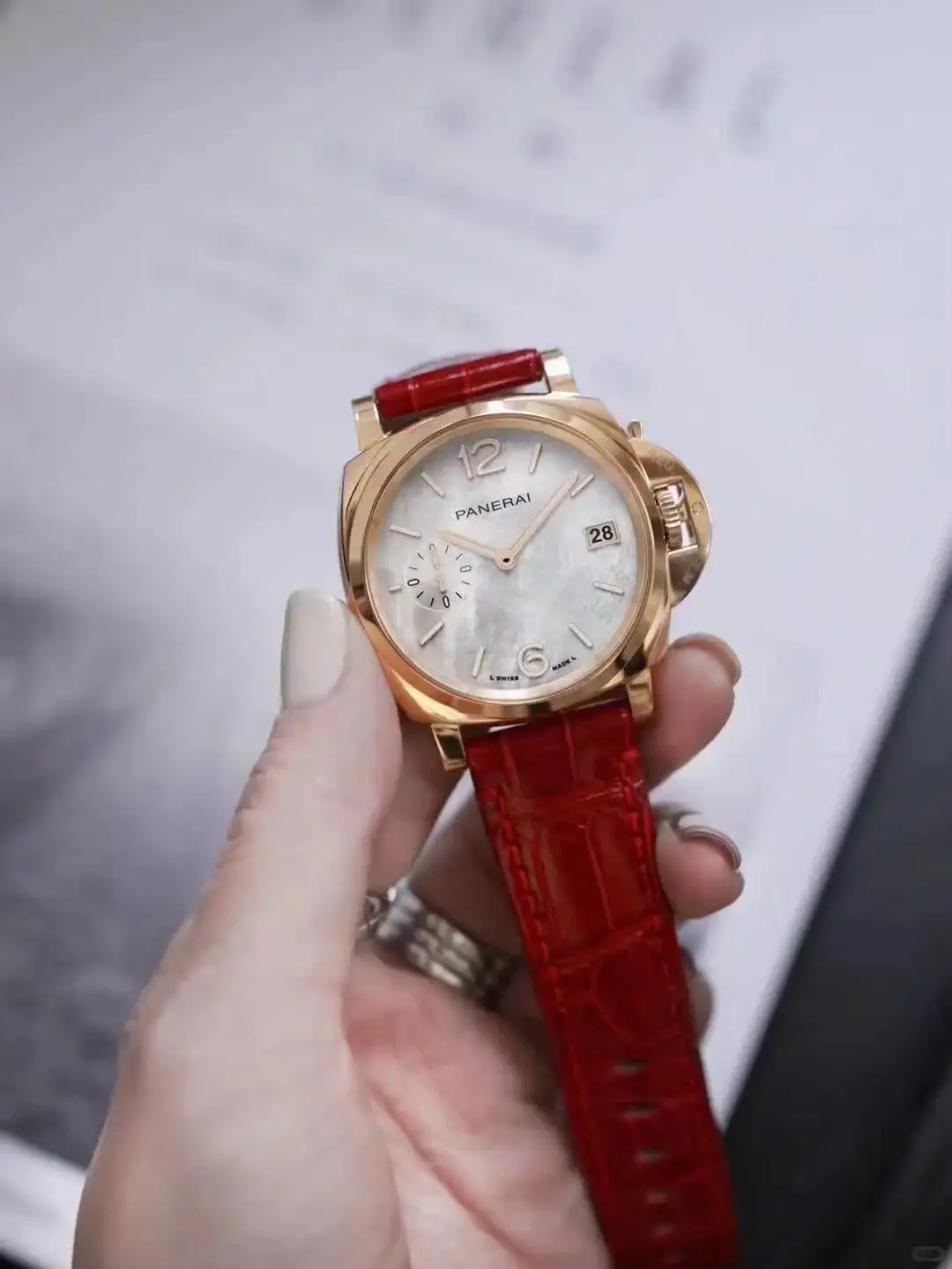 Panerai Luminor Due Men Automatic Mother Of Pearl Leather Watch PAM01280