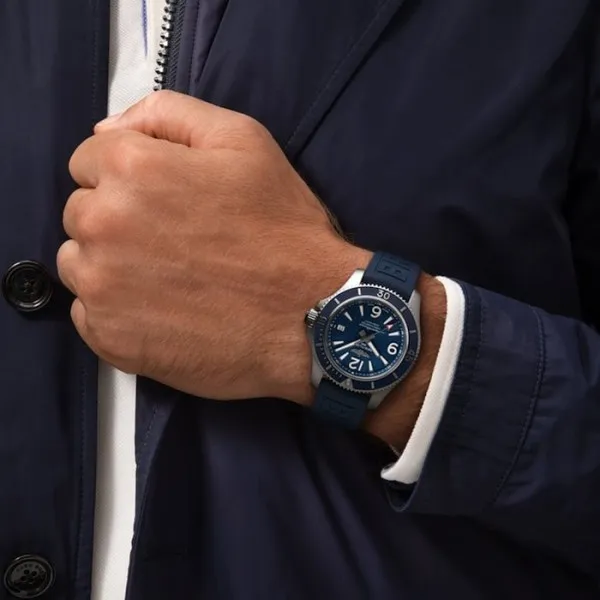 Breitling Superocean Men Automatic Blue Rubber Watch A17366D81C1S2