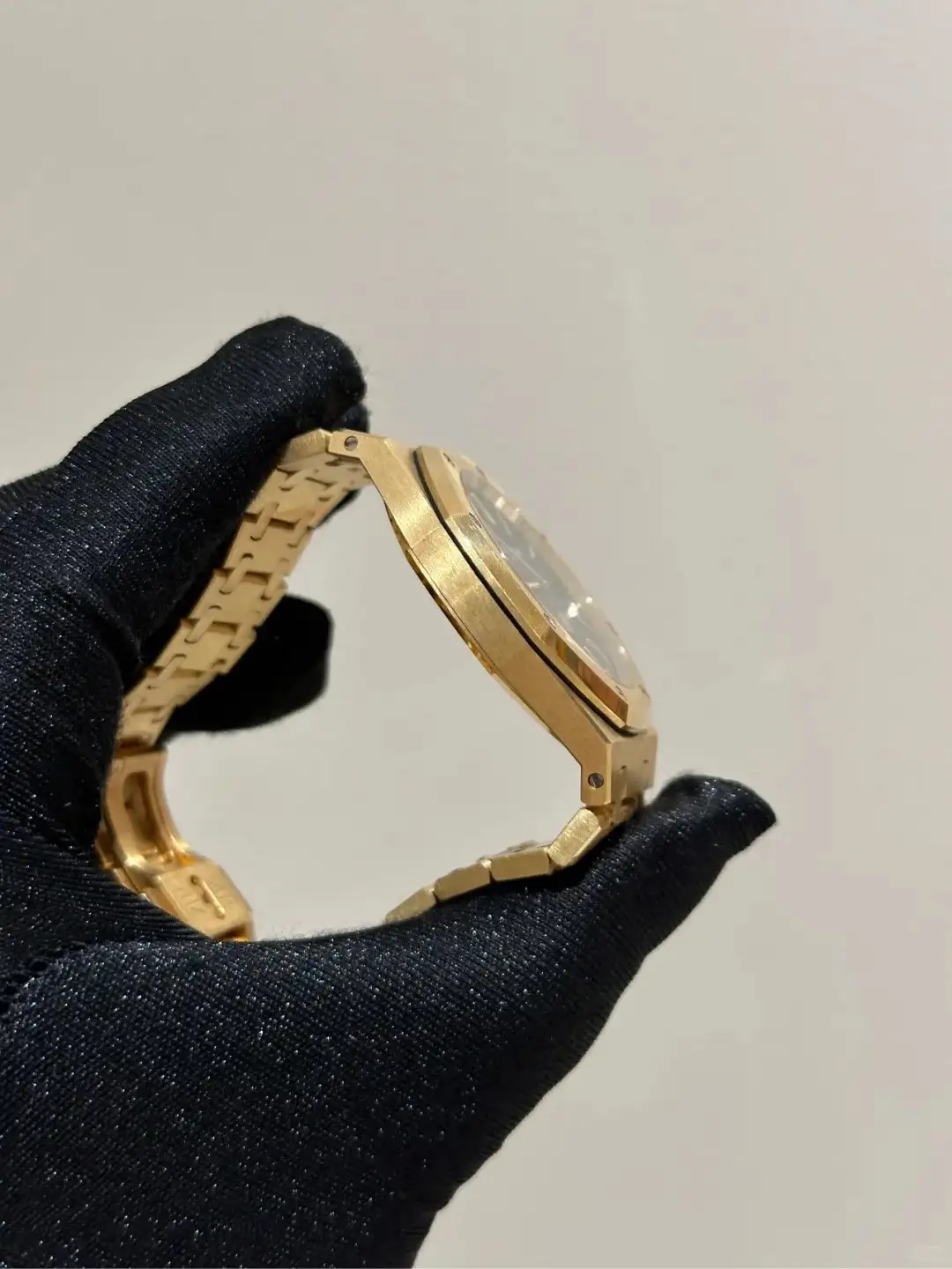 Audemars Piguet Royal Oak Jumbo Extra-Thin Blue 15202BA.OO.1240BA.01