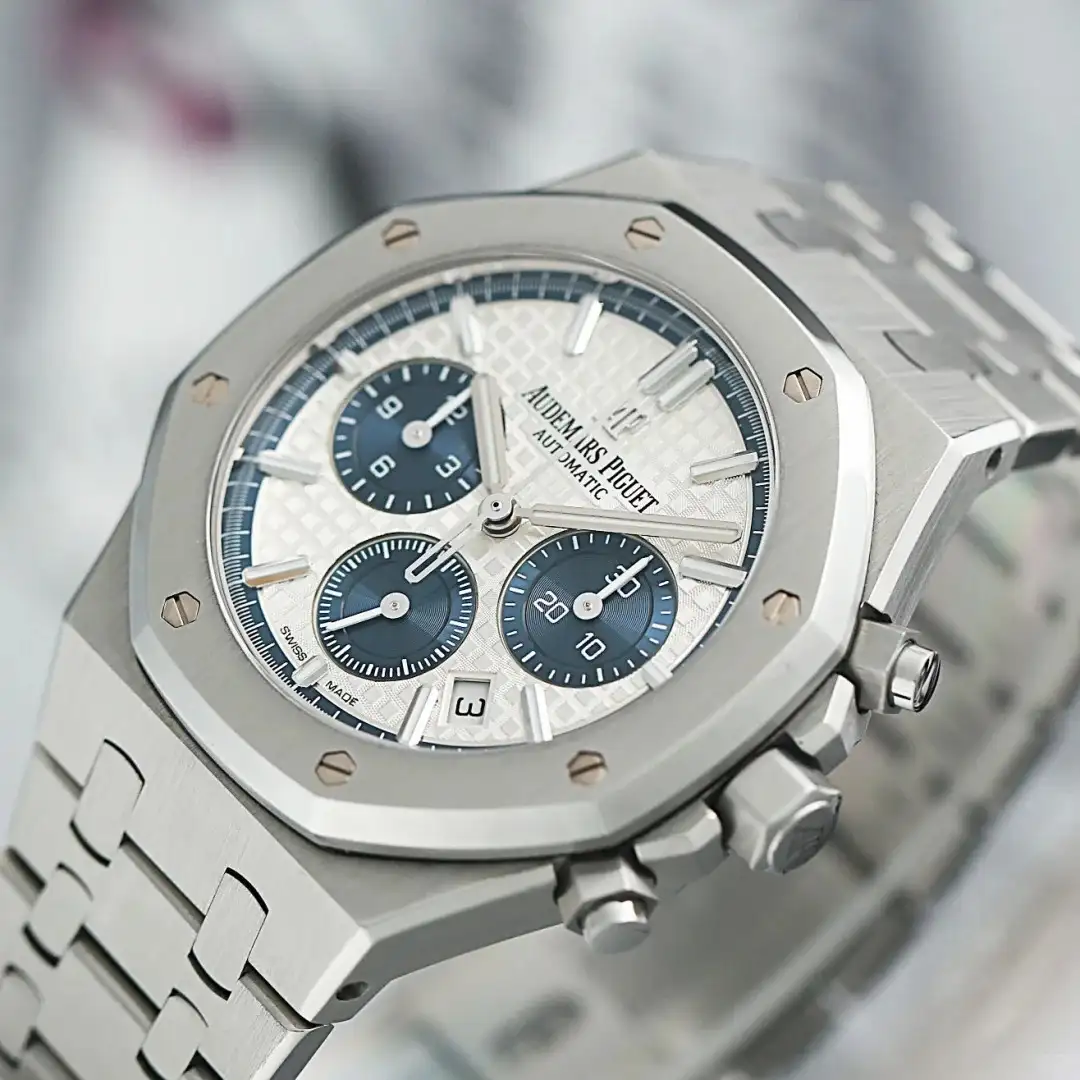 Audemars Piguet Royal Oak Offshore Selfwinding Chronograph Silver 26315ST.OO.1256ST.01
