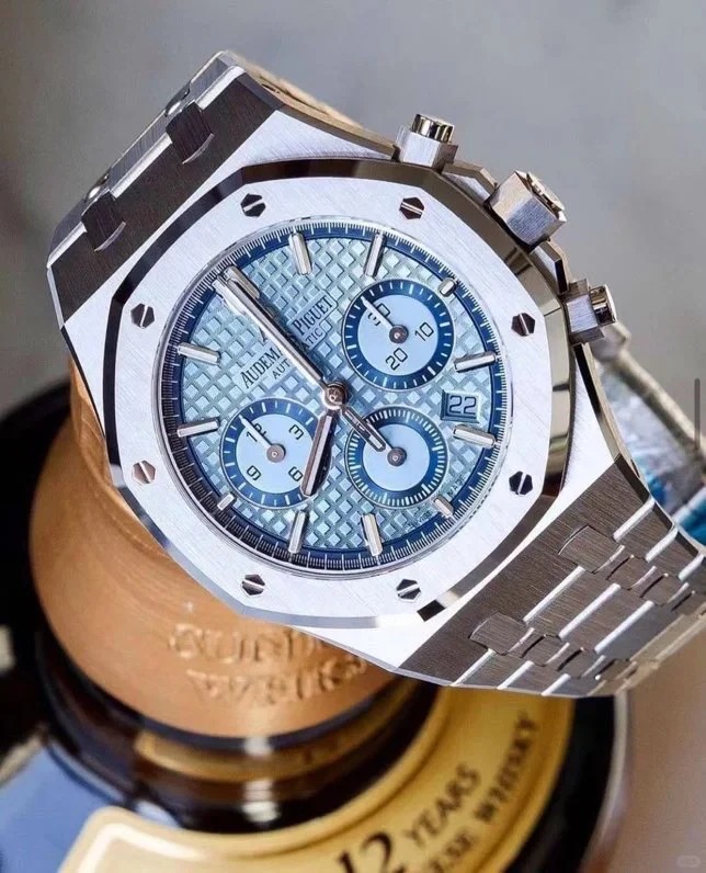 Audemars Piguet Royal Oak Selfwinding Chronograph Blue 26317BC.OO.1256BC.01
