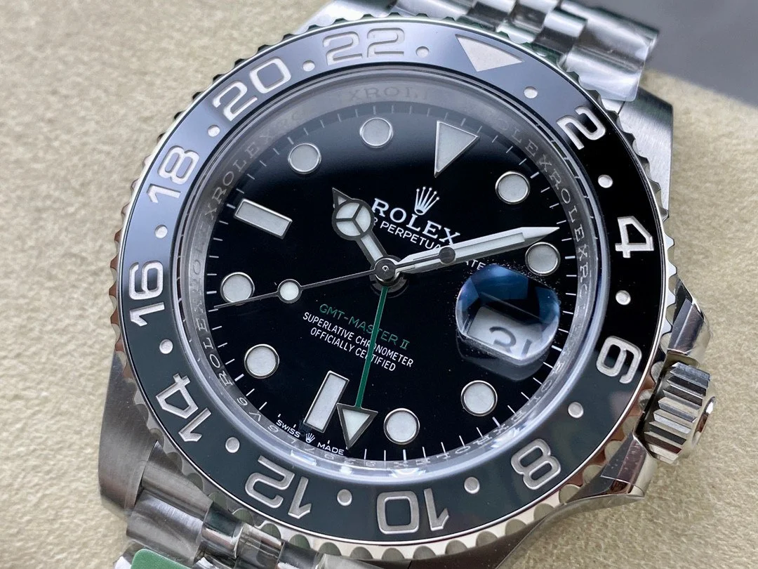 Superclone Rolex GMT-Master II 126710GRNR  Bruce Wayne  Jubilee 2024