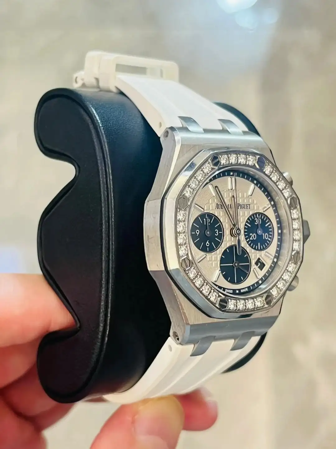 Audemars Piguet Royal Oak Offshore Selfwinding Chronograph Silver 26231ST.ZZ.D010CA.01