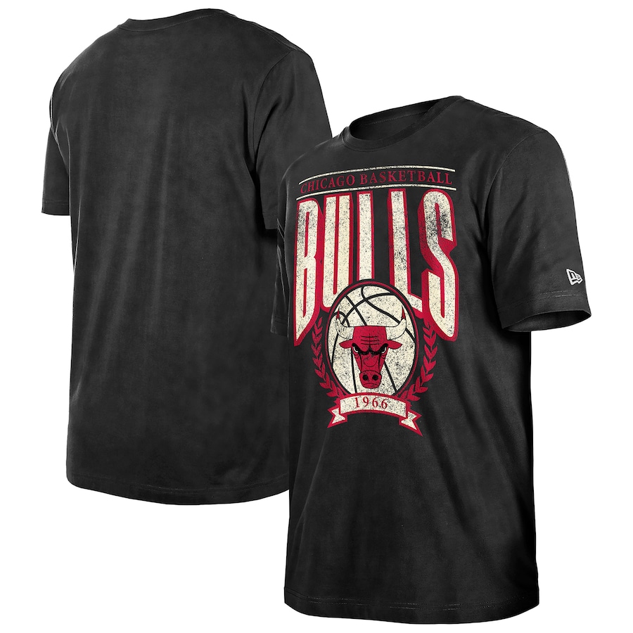 Men's Chicago Bulls  New Era Black Hardwood Classics Oversized Boxy Mineral Wash T-Shirt - Jersey