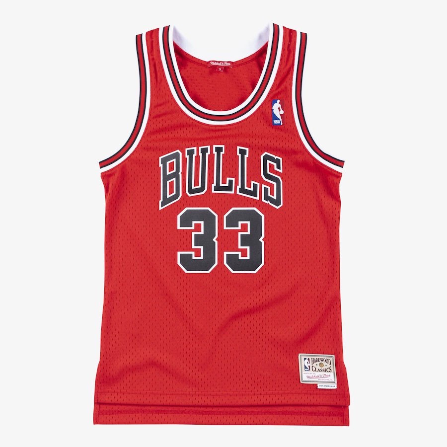 Women's Chicago Bulls Scottie Pippen Red 1997/98 Hardwood Classics Swingman Jersey - Jersey