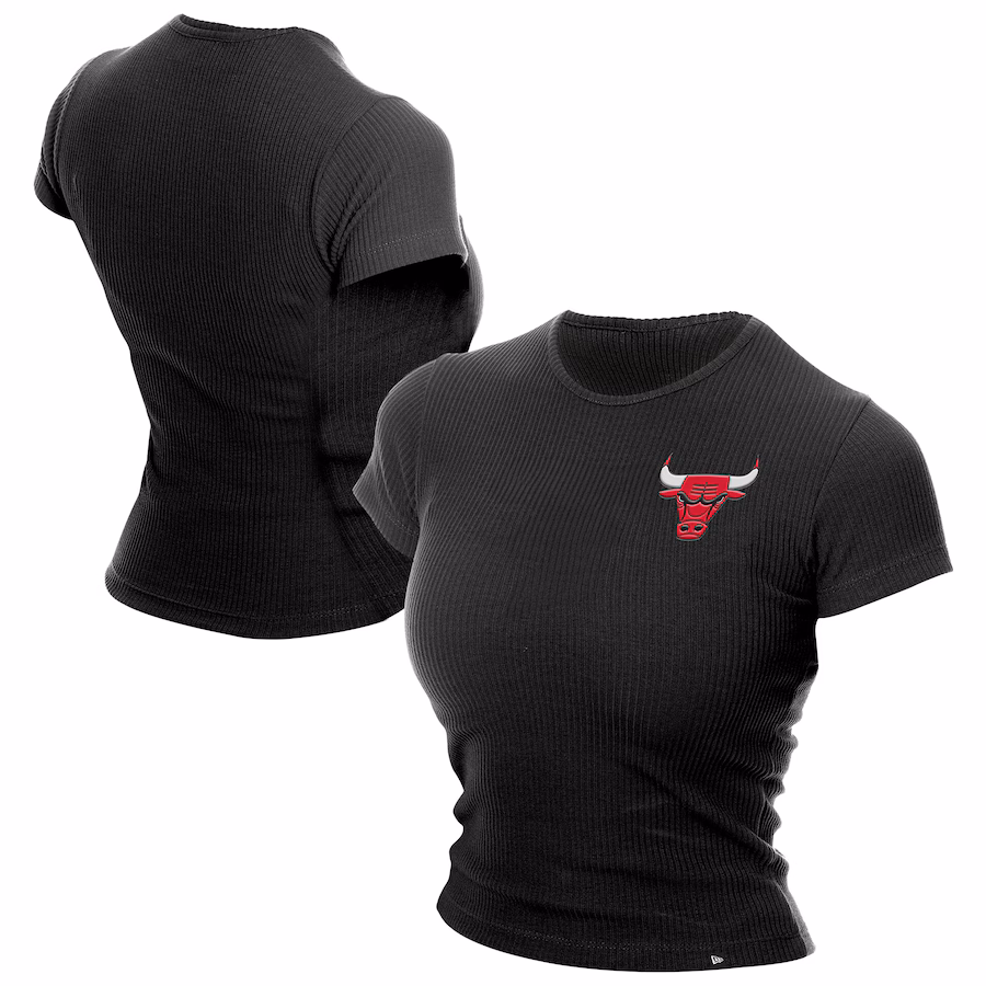 Women's Chicago Bulls  New Era Black Leisure Collection Baby Doll Cropped T-Shirt - Jersey