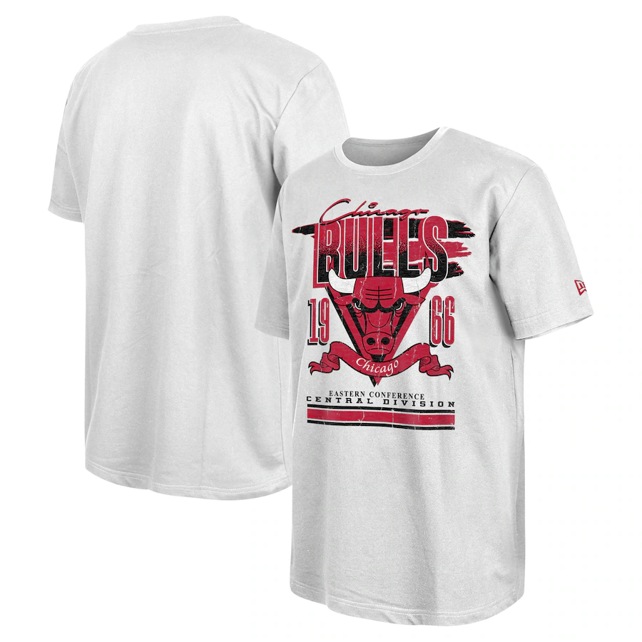 Men's Chicago Bulls New Era White Sport Classics Oversized T-Shirt - Jersey