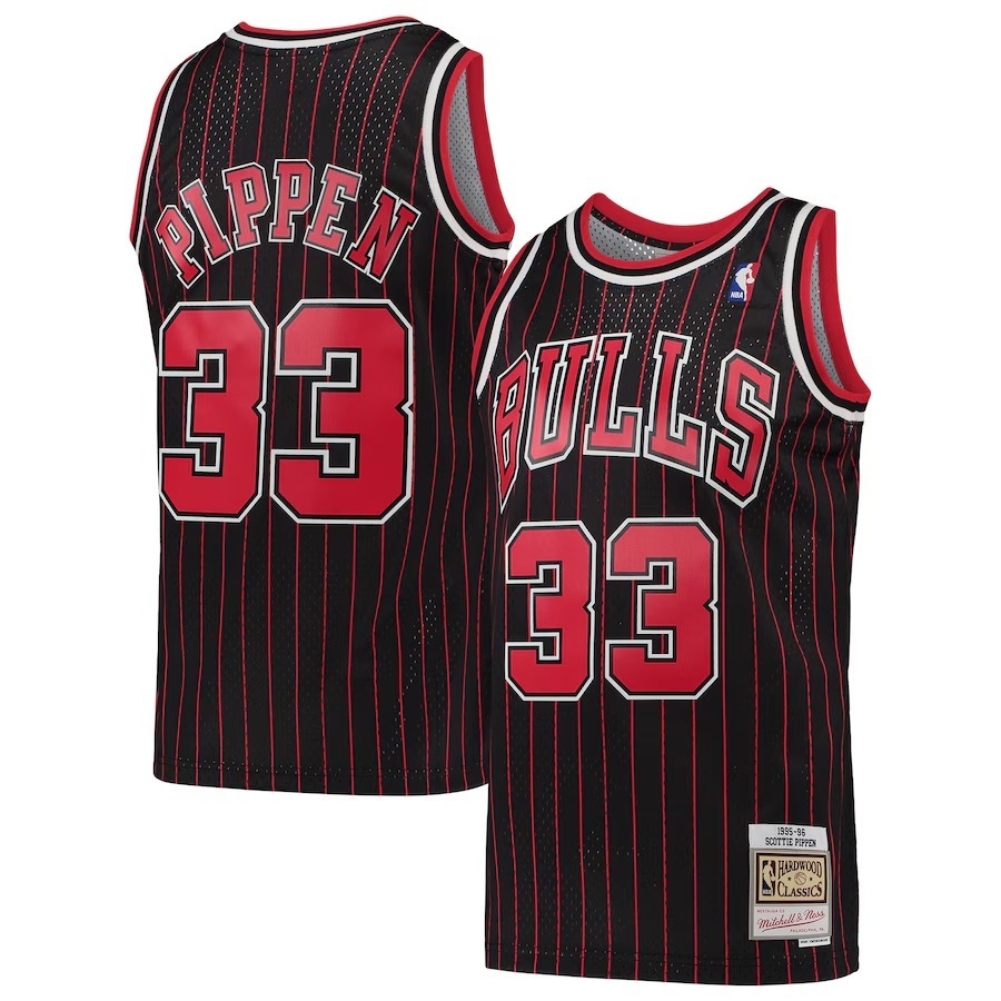 Men's Chicago Bulls Scottie Pippen Mitchell & Ness Black Hardwood Classics Swingman Jersey - Jersey