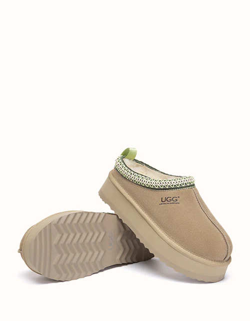 AUSTRALIAN SHEPHERD? Tay Platform Muti-Colour