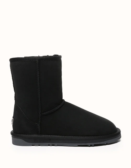 UGG EVERAU® Short Classic