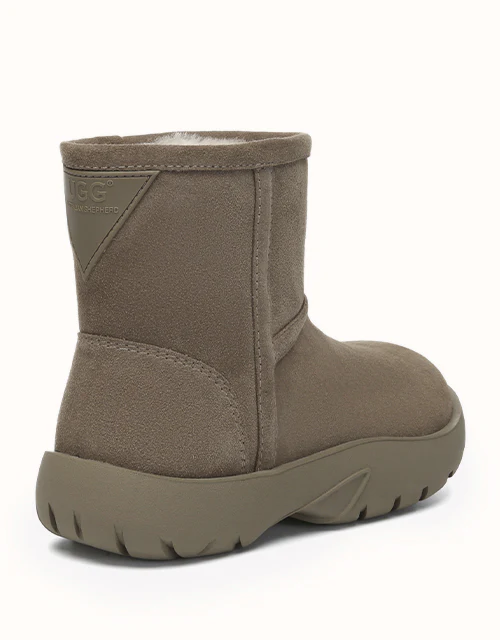 AUSTRALIAN SHEPHERD® Salma Short