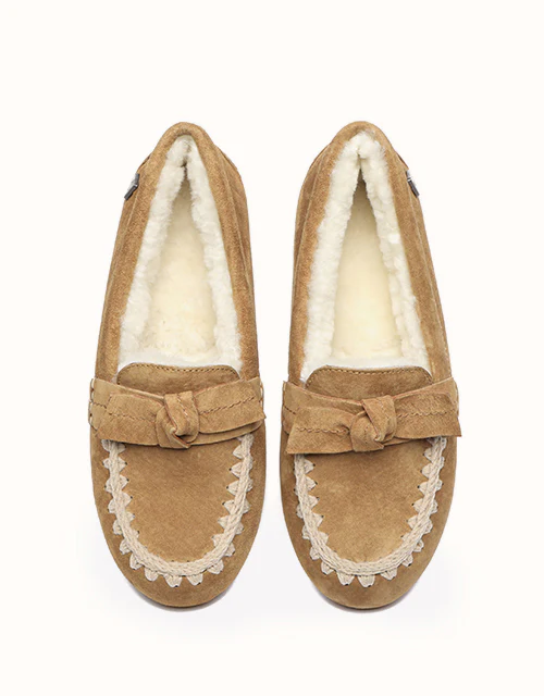 EVERAU® Woven Moccasins