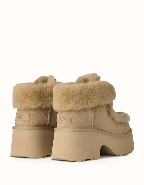 UGG? Women Esmee Lace Up