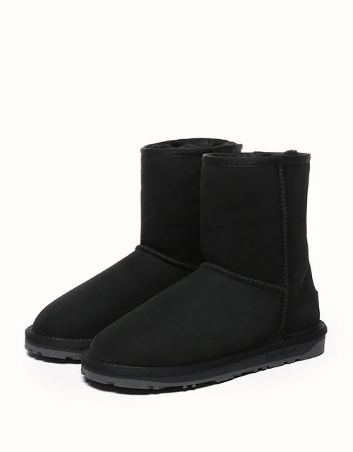 UGG EVERAU® Short Classic