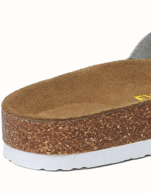 EVERAU? Summer Charms Walk