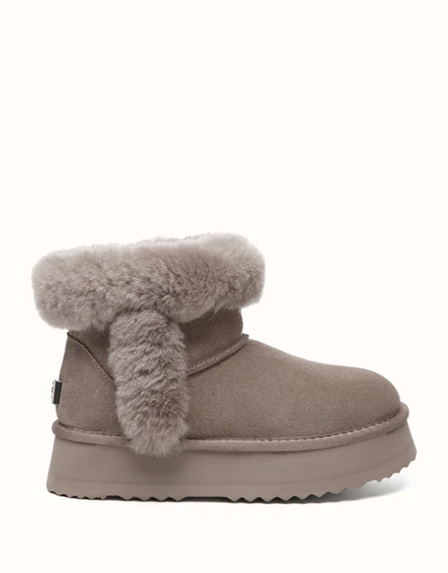 UGG EVERAU? Kazzi