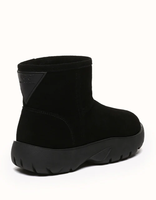 AUSTRALIAN SHEPHERD® Salma Mini