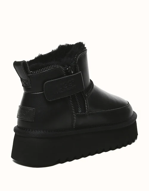 AUSTRALIAN SHEPHERD® Arya