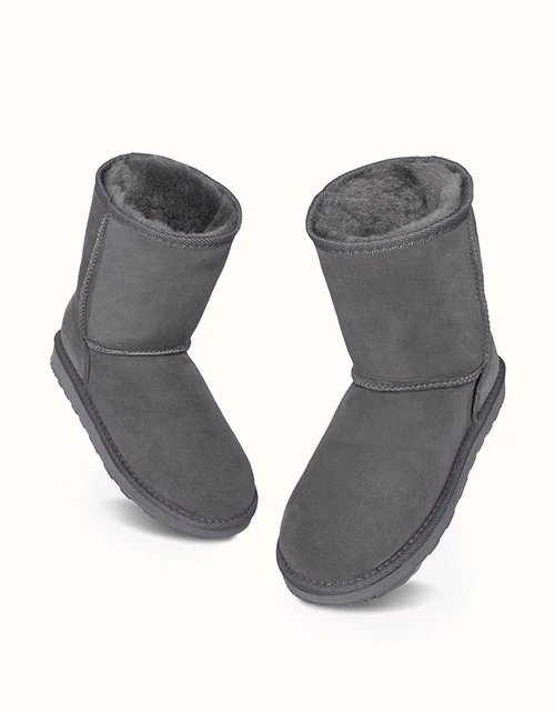 URBAN UGG® Classic Short II